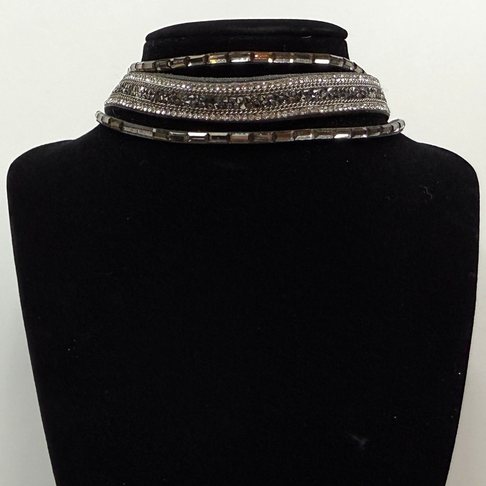 Rhinestone Statement Choker Necklace Silver Vegan Suede Gray Wrap Jewelry 16.5in - Picture 2 of 6